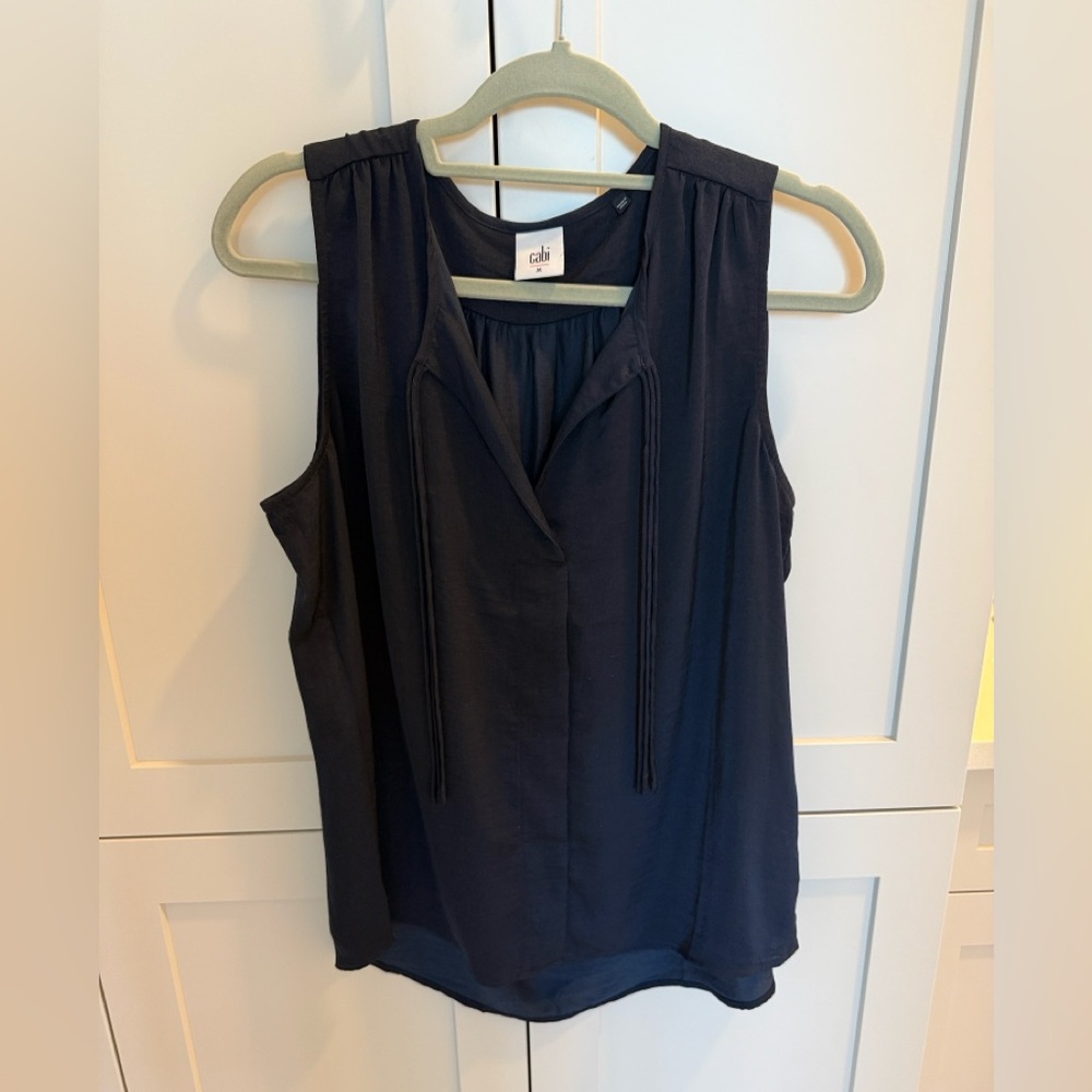 Cabi Women's Navy Sleeveless Blouse